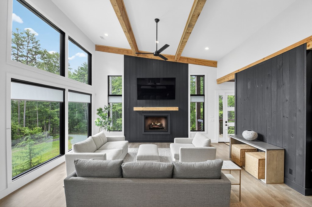 416517 Blue Ridge Residential