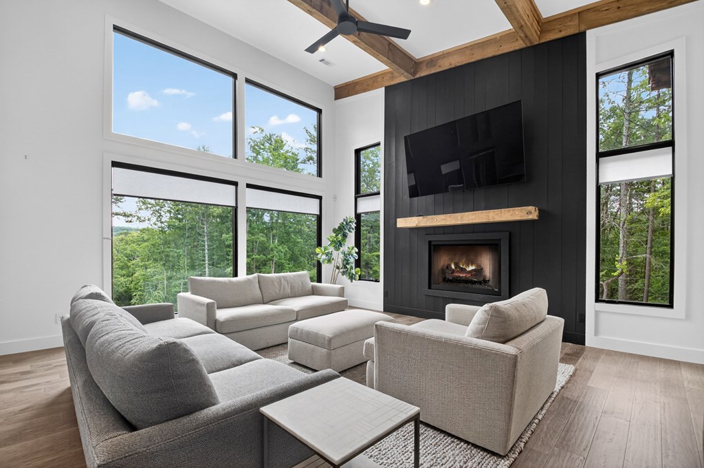 416517 Blue Ridge Residential
