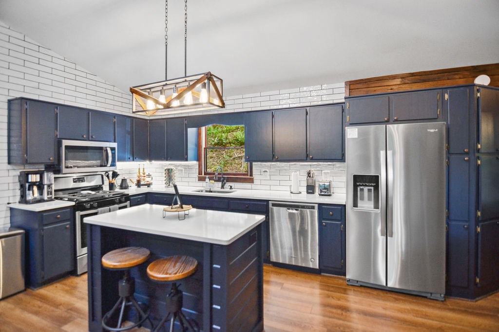 416522 Blue Ridge Residential