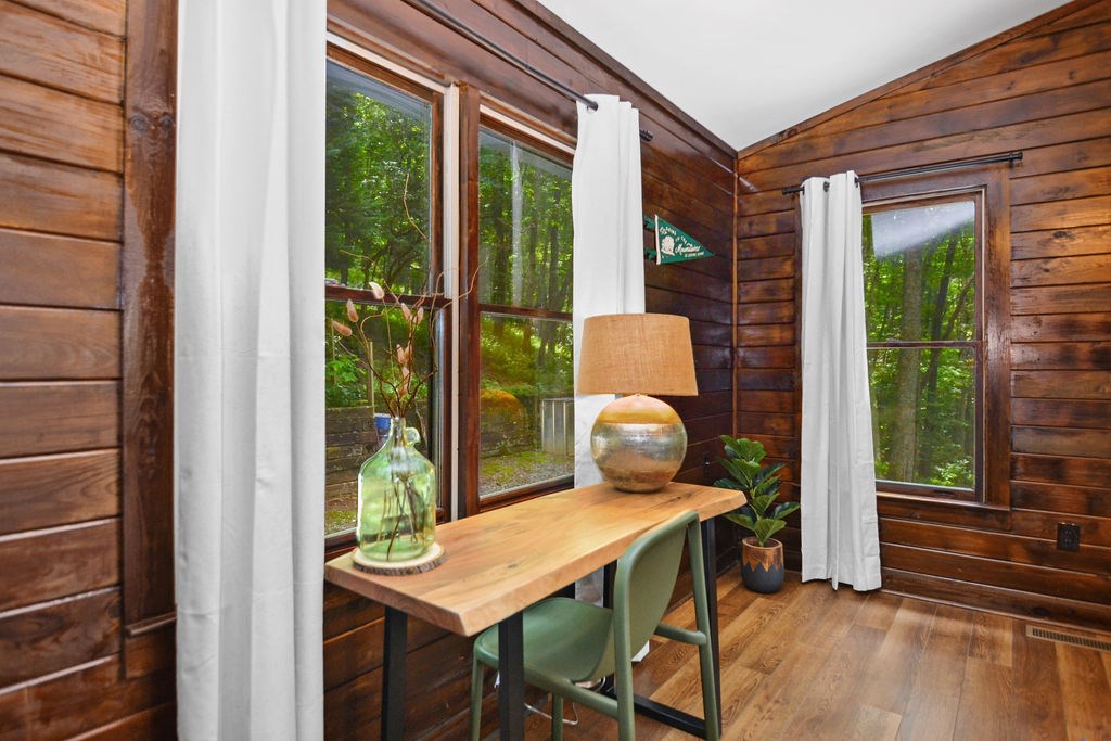 416522 Blue Ridge Residential