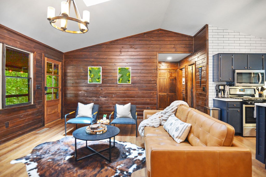 416522 Blue Ridge Residential