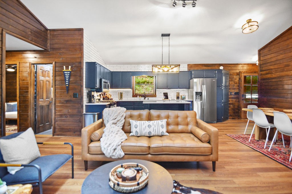 416522 Blue Ridge Residential