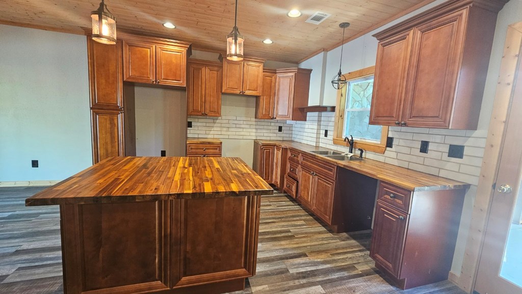 416523 Ellijay Residential