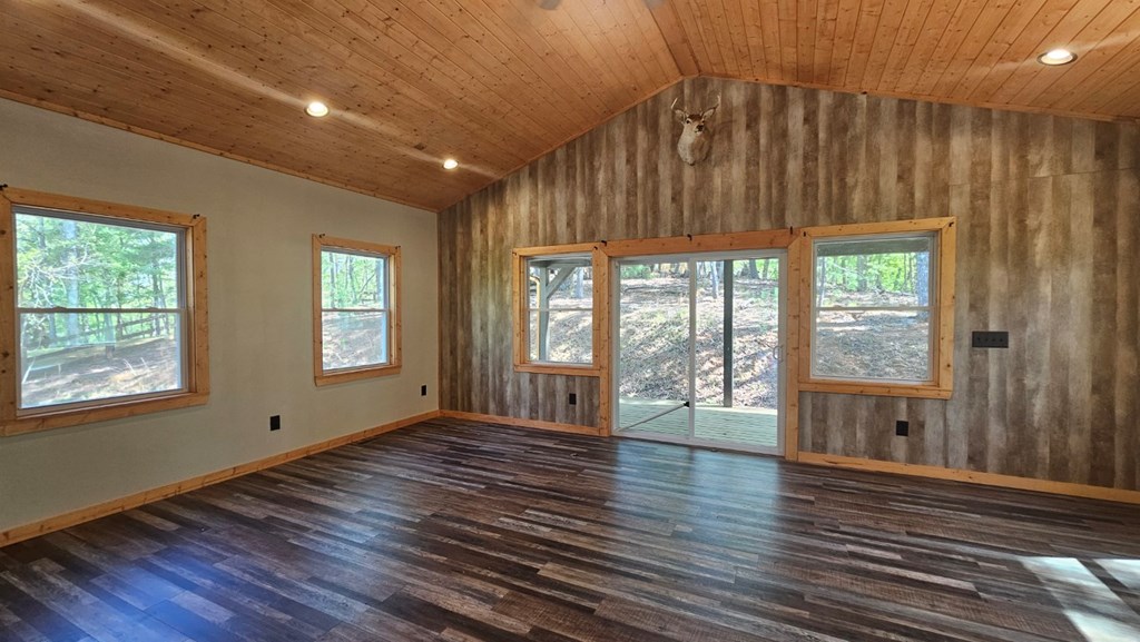 416523 Ellijay Residential