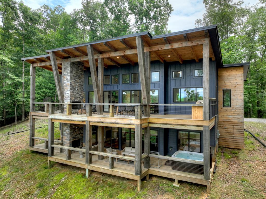416528 Ellijay 