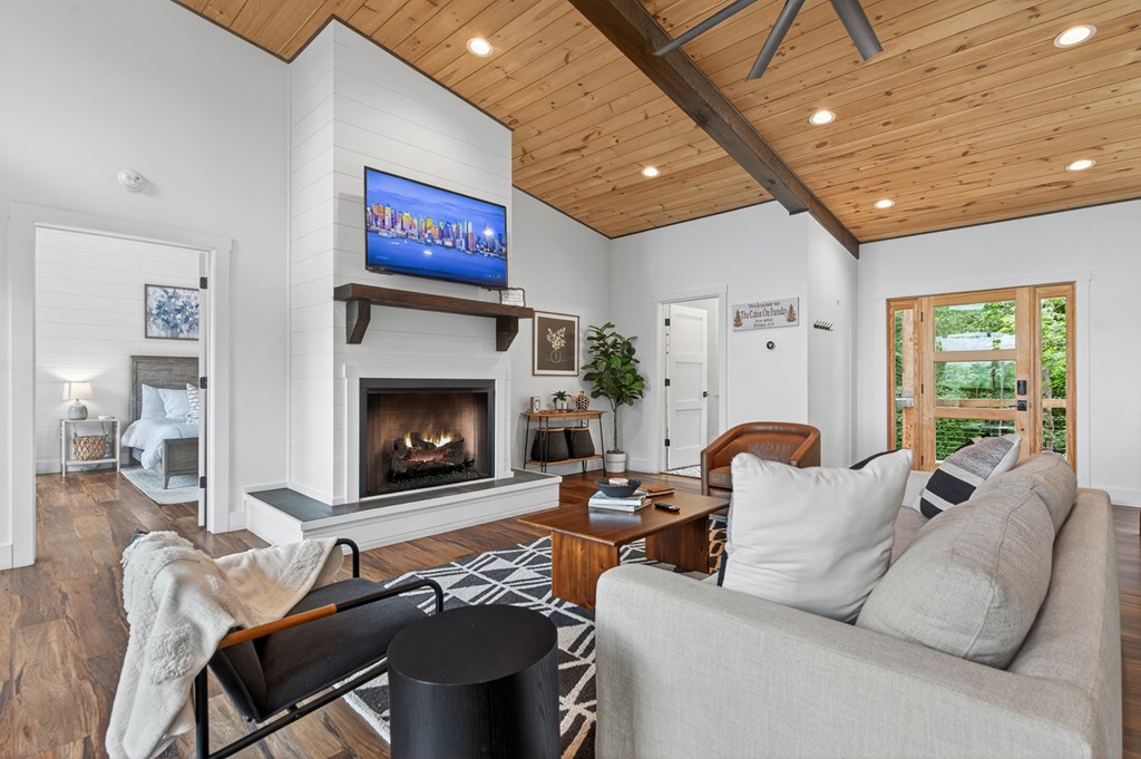 416528 Ellijay Residential
