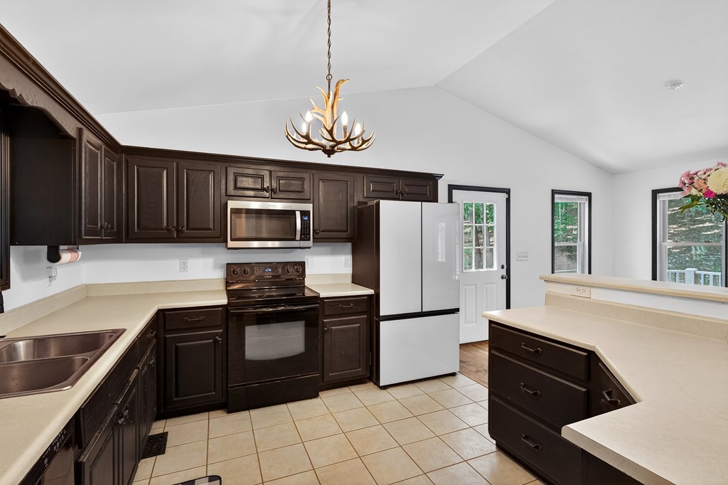 416547 Jasper Residential