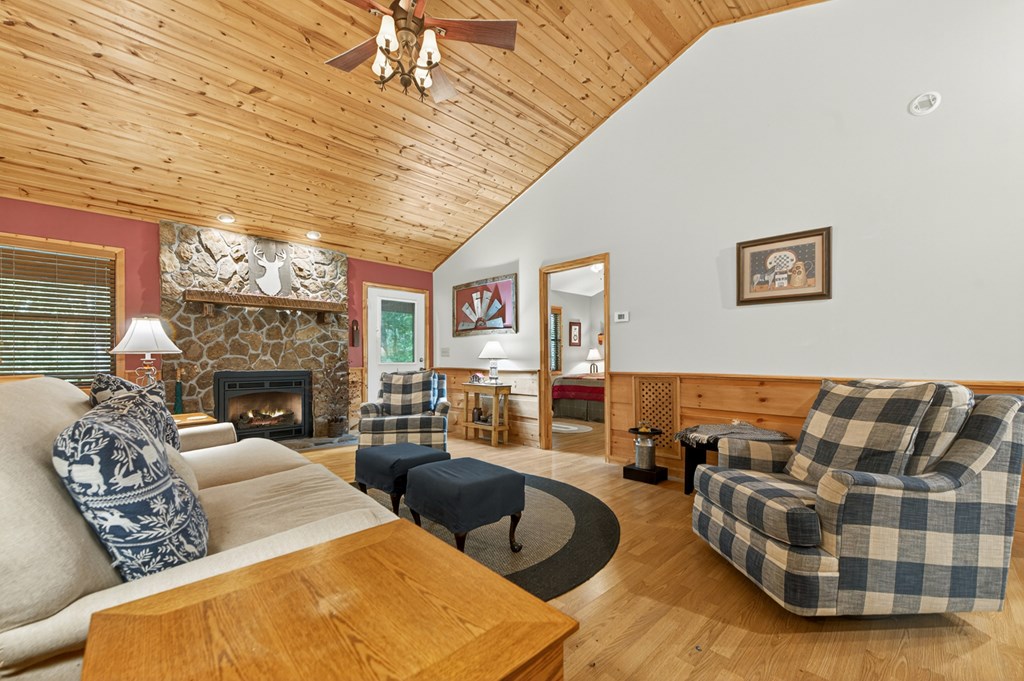 416548 Blairsville Residential
