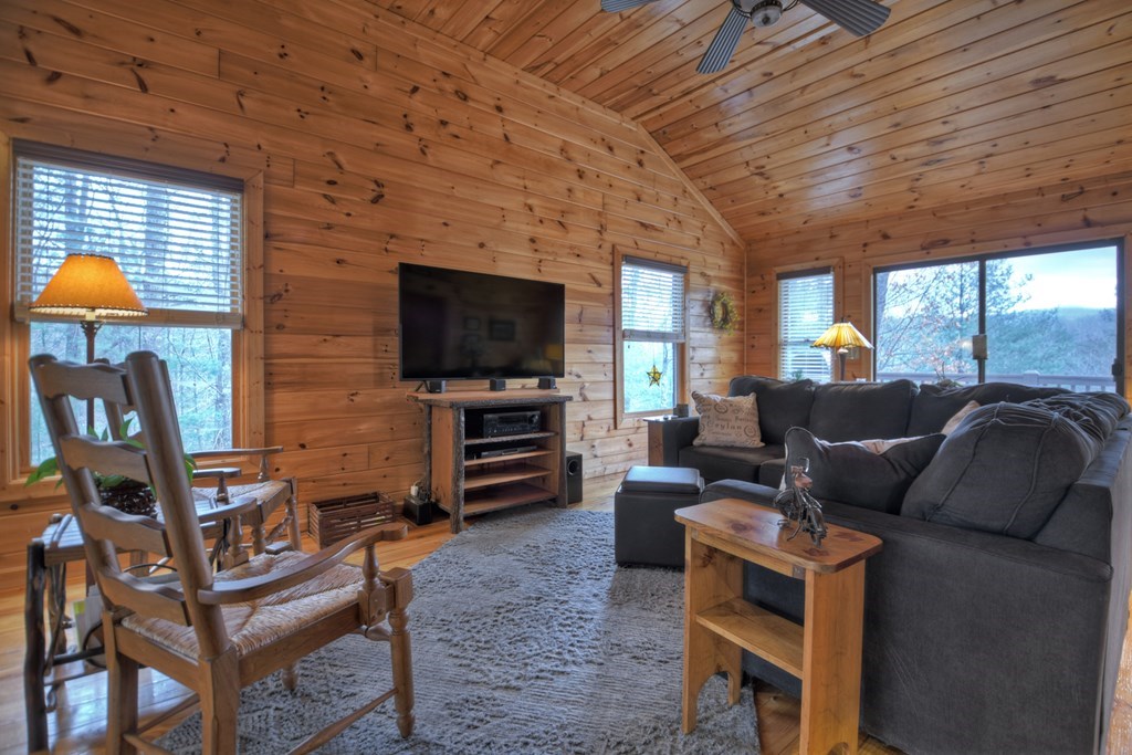 416550 Cherry Log Residential