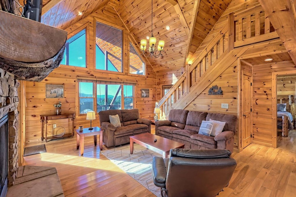 416552 Mineral Bluff Residential