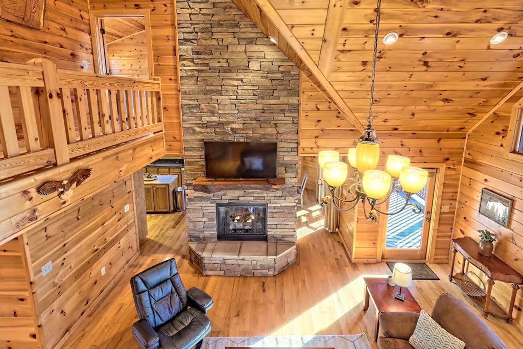 416552 Mineral Bluff Residential