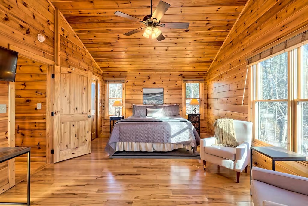 416552 Mineral Bluff Residential
