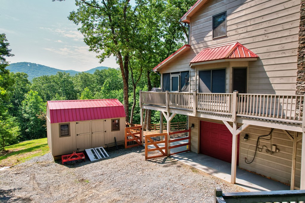 416559 Talking Rock Residential