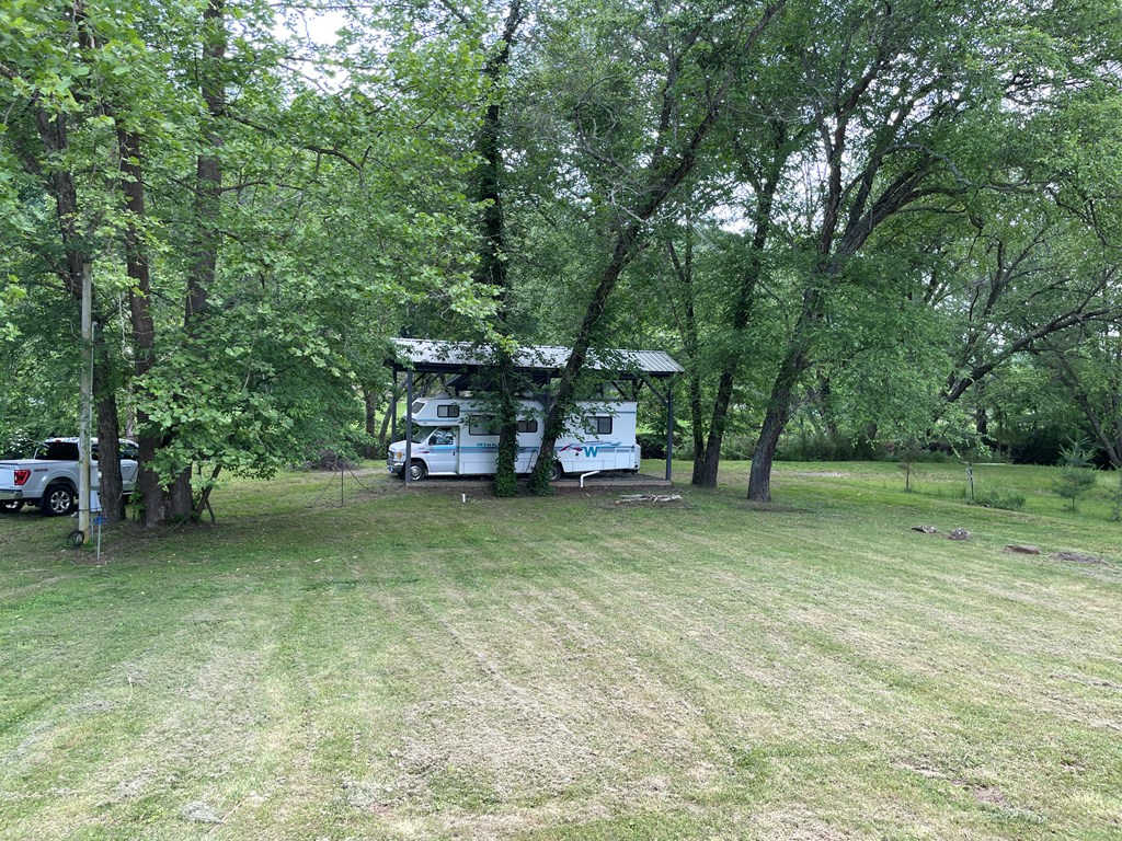 416560 Hayesville Residential