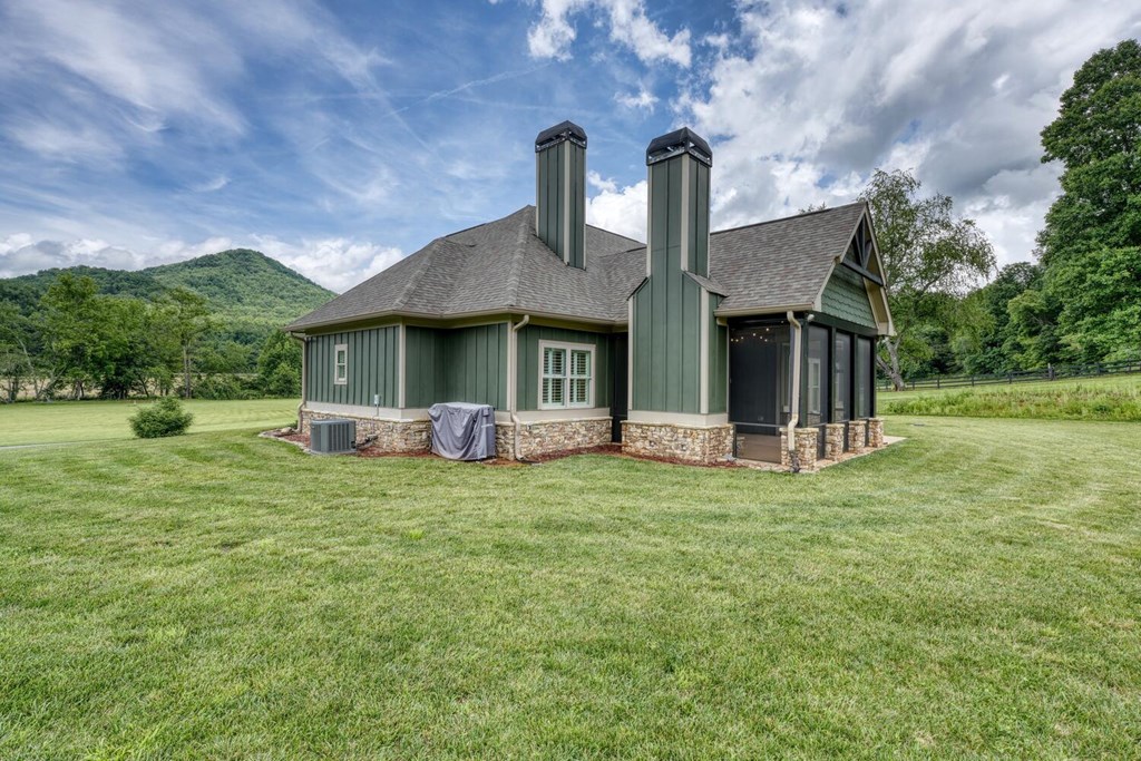 416561 Hiawassee Residential