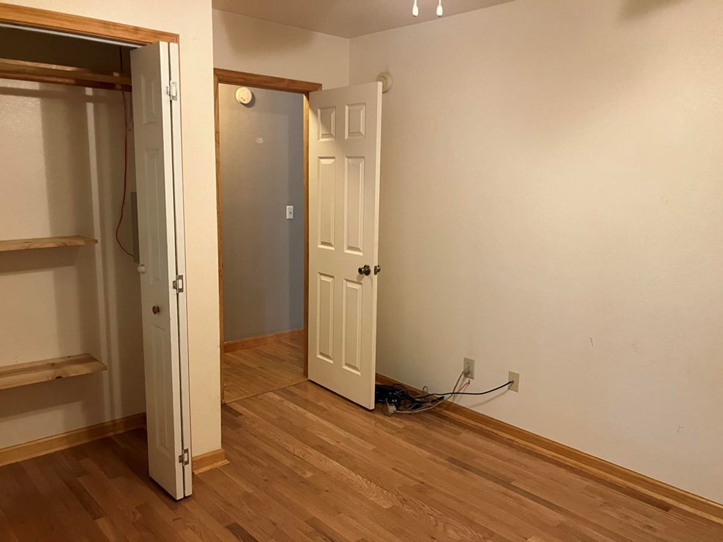 416568 Murphy Residential