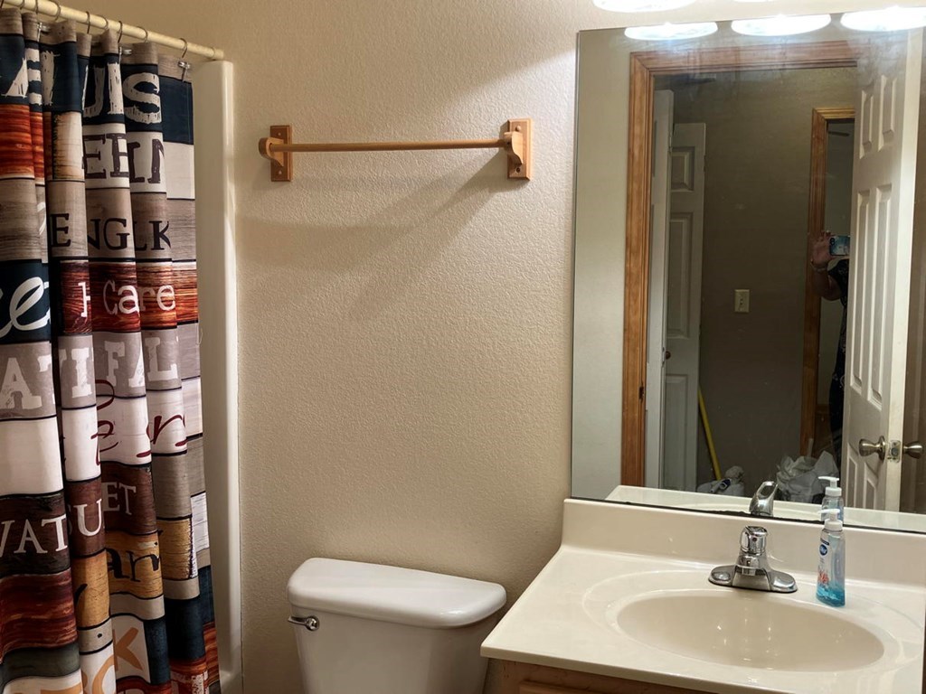 416568 Murphy Residential