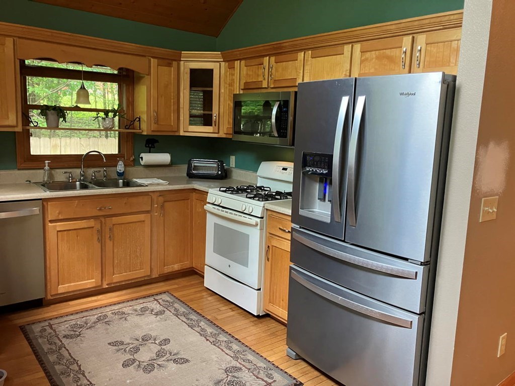 416568 Murphy Residential
