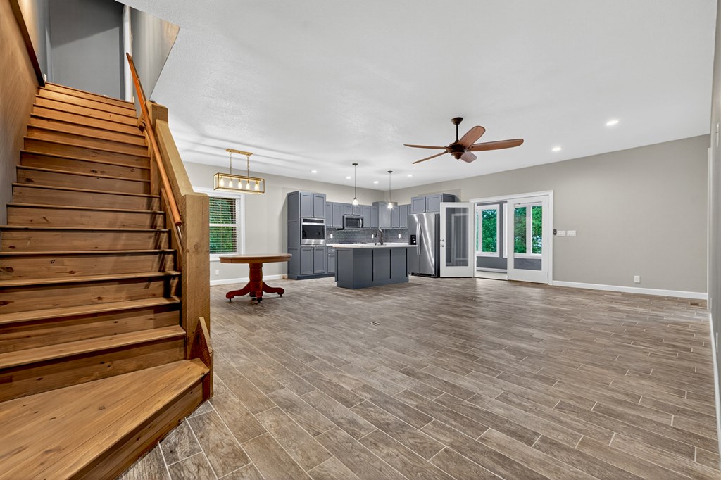 416576 Morganton Residential
