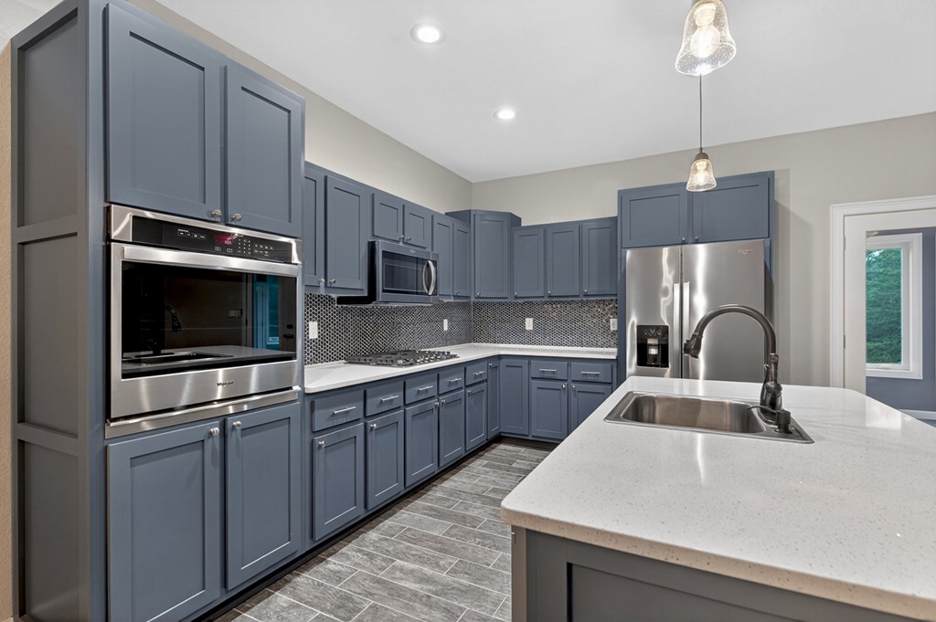 416576 Morganton Residential