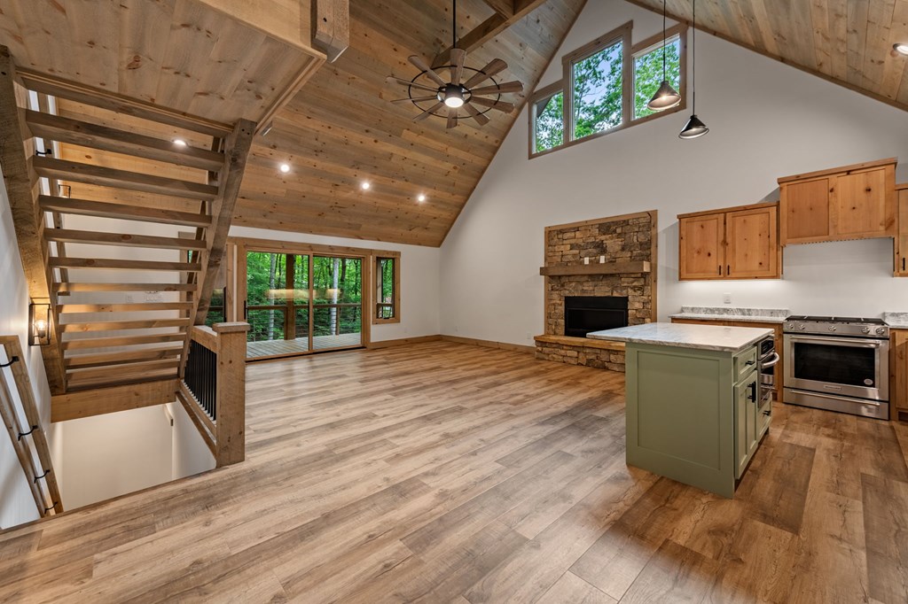 416578 Blue Ridge Residential
