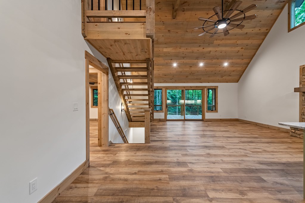 416578 Blue Ridge Residential