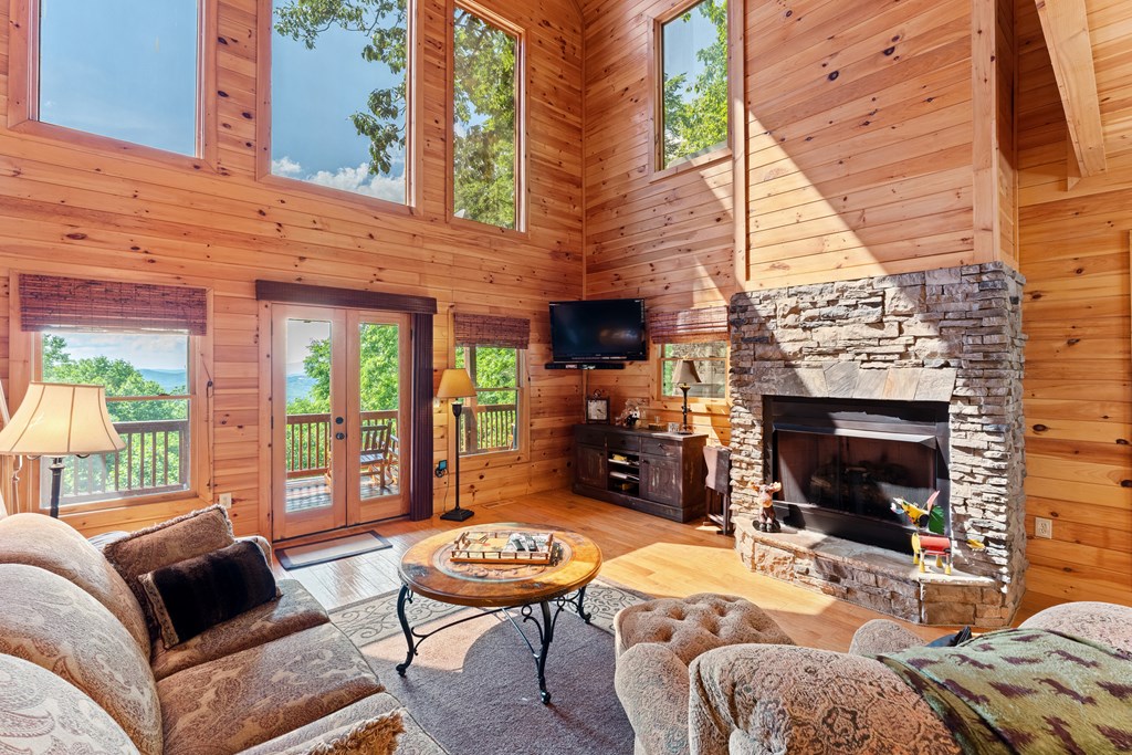 416579 Mineral Bluff Residential