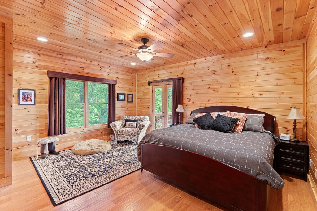 416579 Mineral Bluff Residential