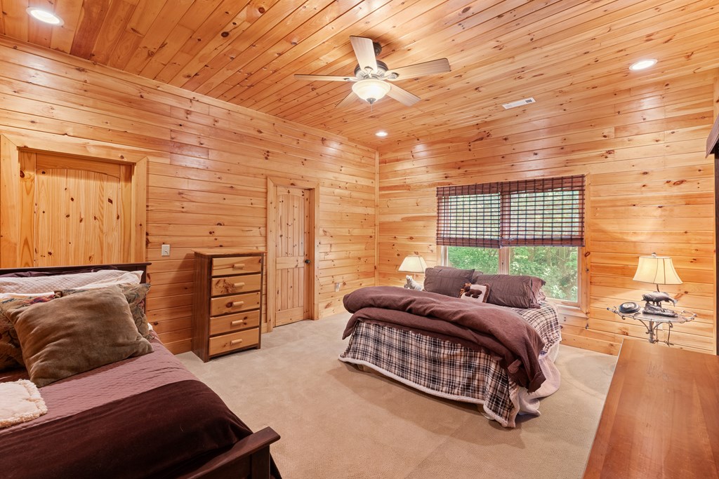 416579 Mineral Bluff Residential