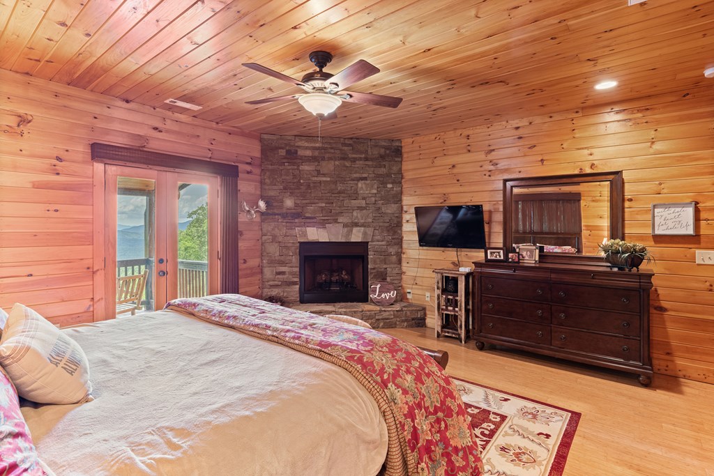 416579 Mineral Bluff Residential