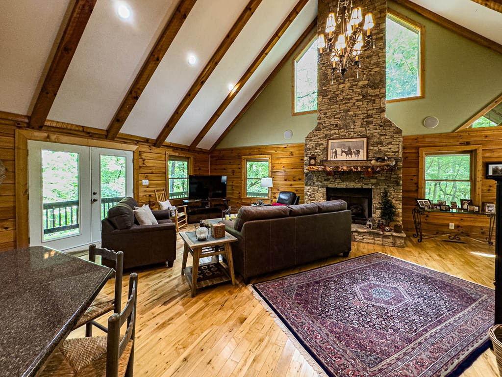 416580 Murphy Residential