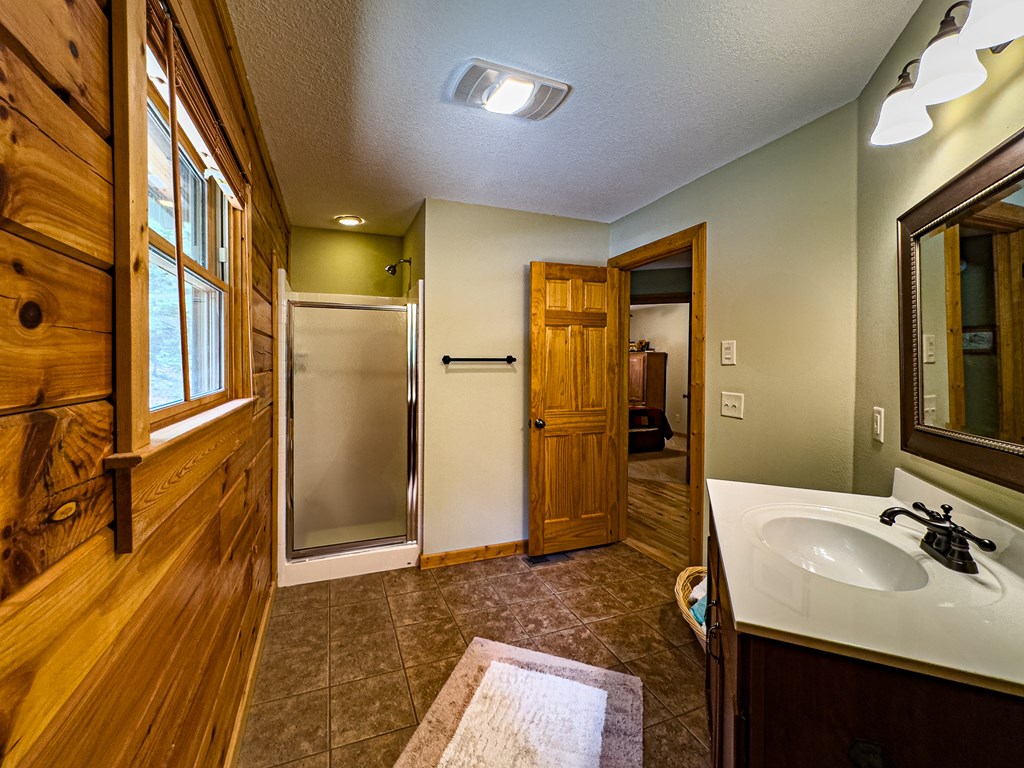 416580 Murphy Residential