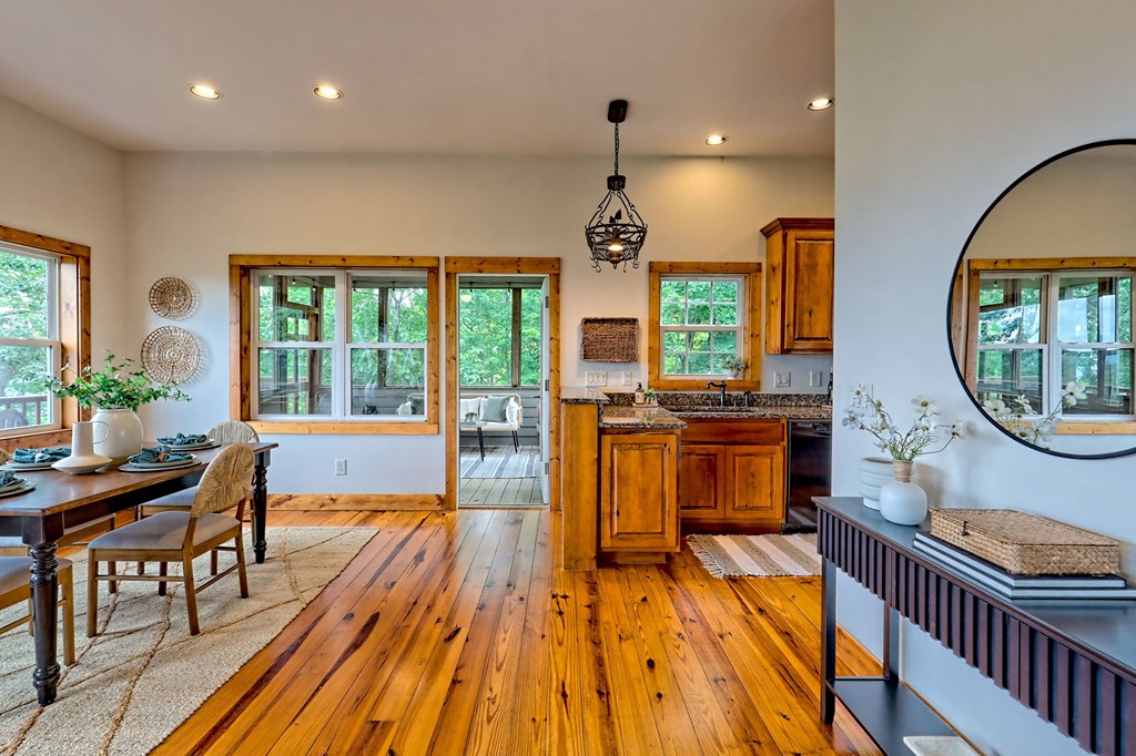 416583 Tallulah Falls Residential