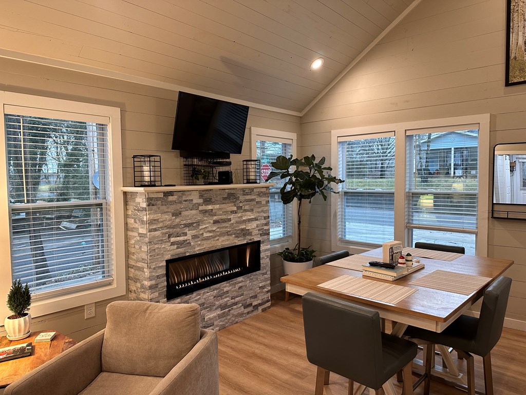 416585 Blue Ridge Residential