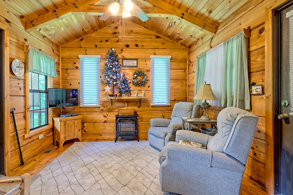 416587 Blairsville Residential