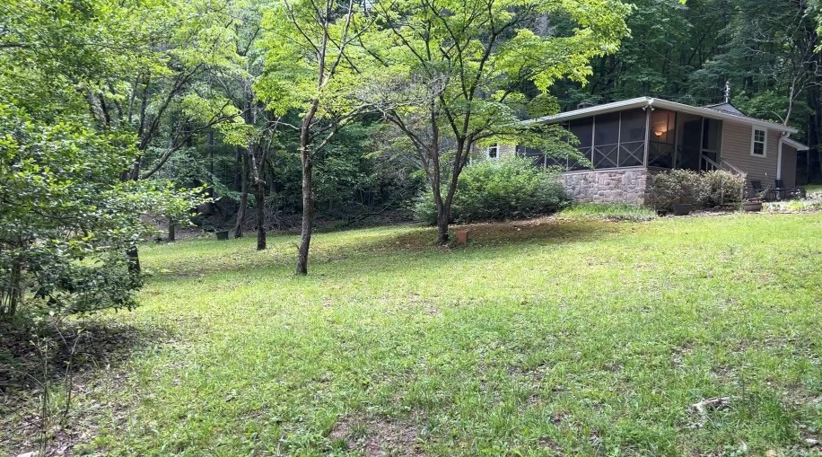 416591 Hayesville Residential