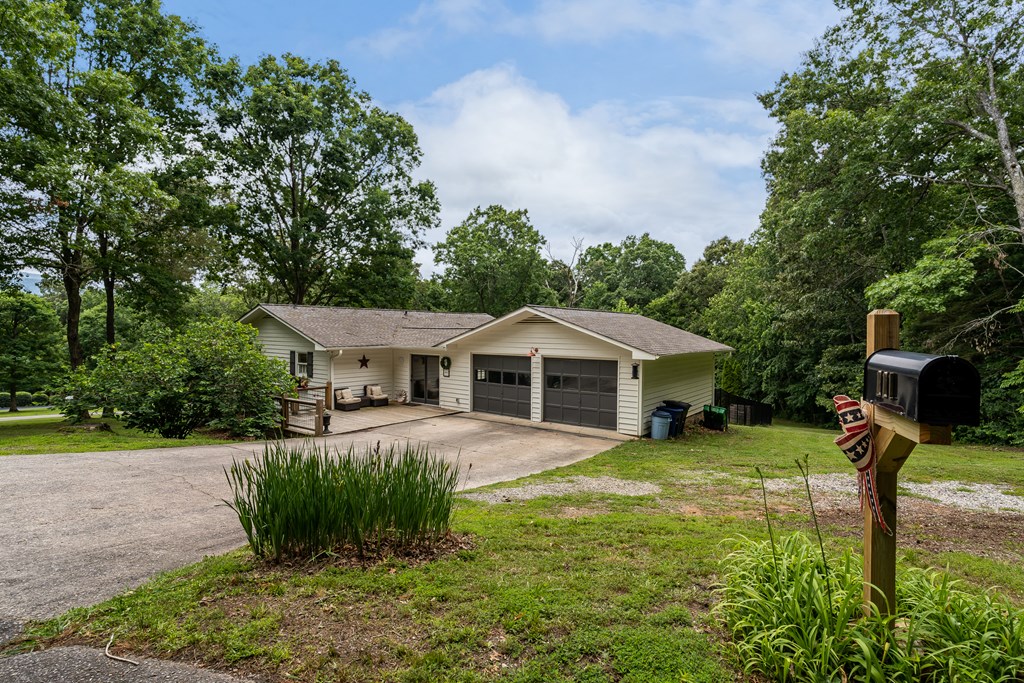 416595 Blairsville Residential