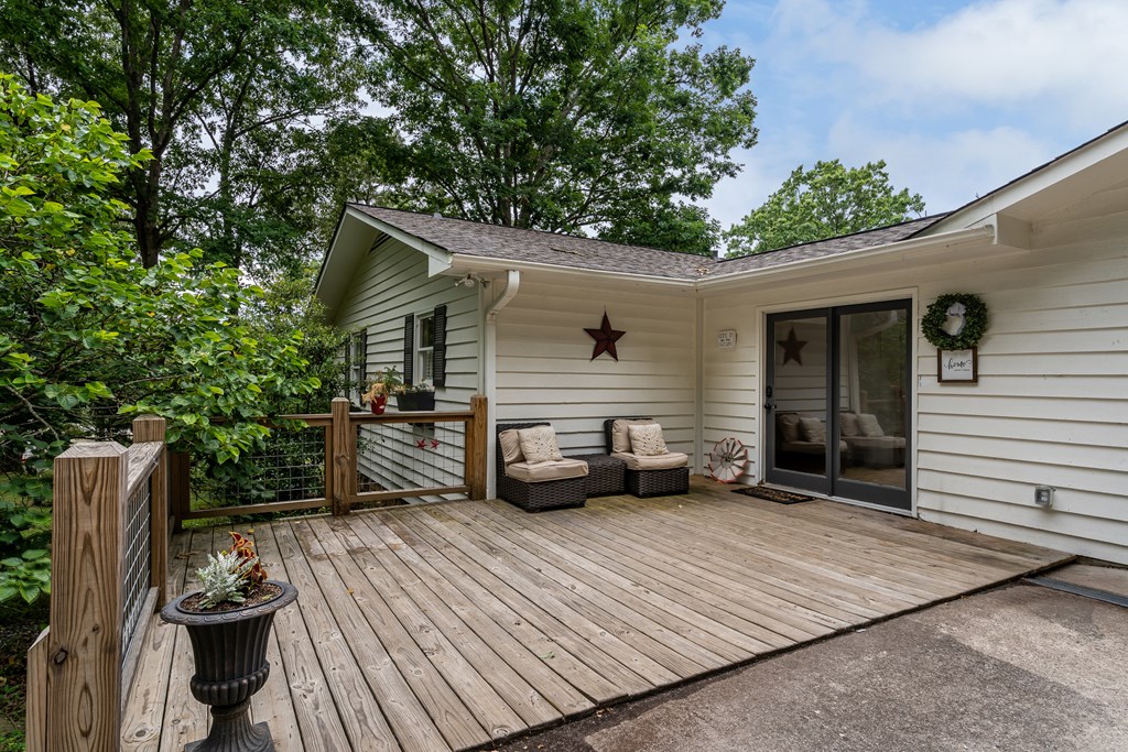 416595 Blairsville Residential