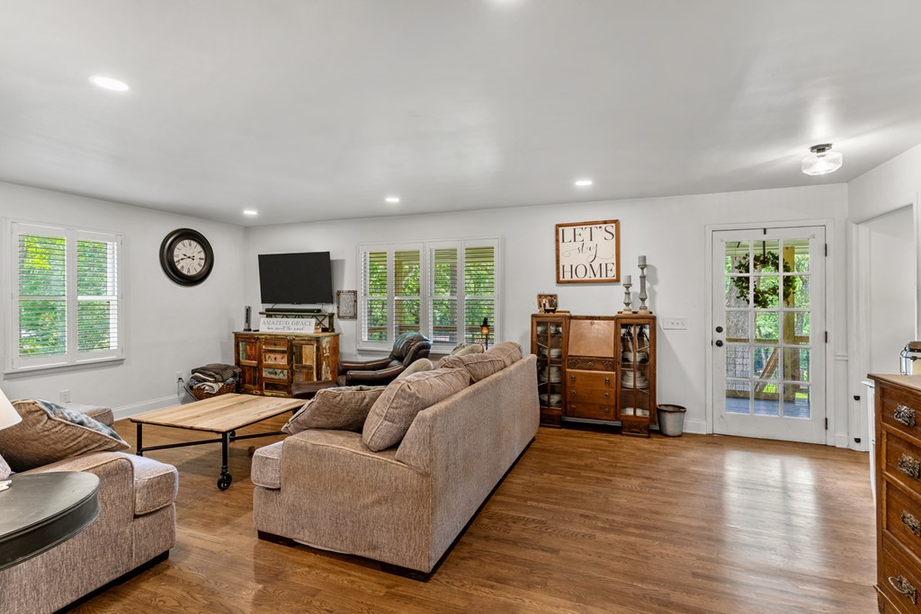 416595 Blairsville Residential