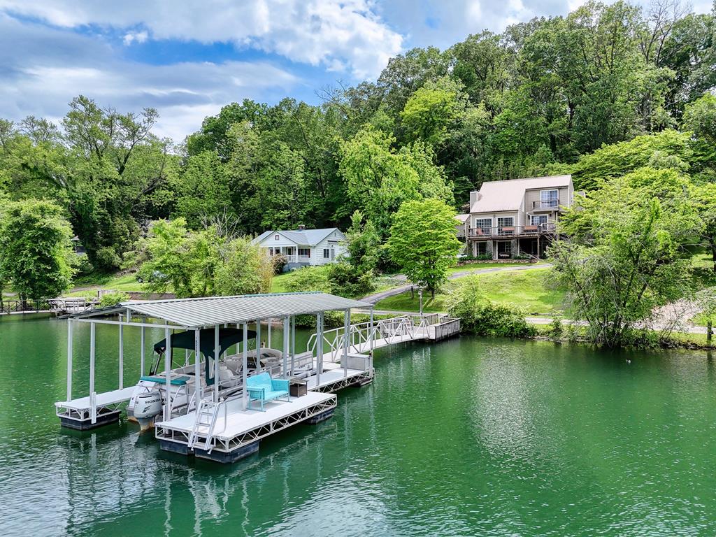 416597 Hayesville Residential