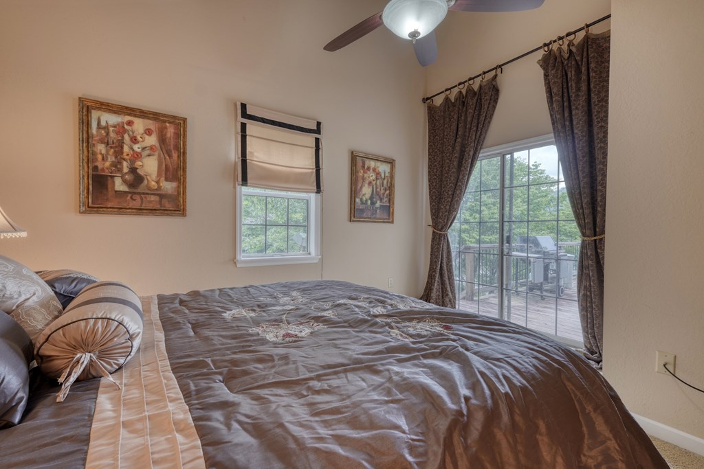 416597 Hayesville Residential