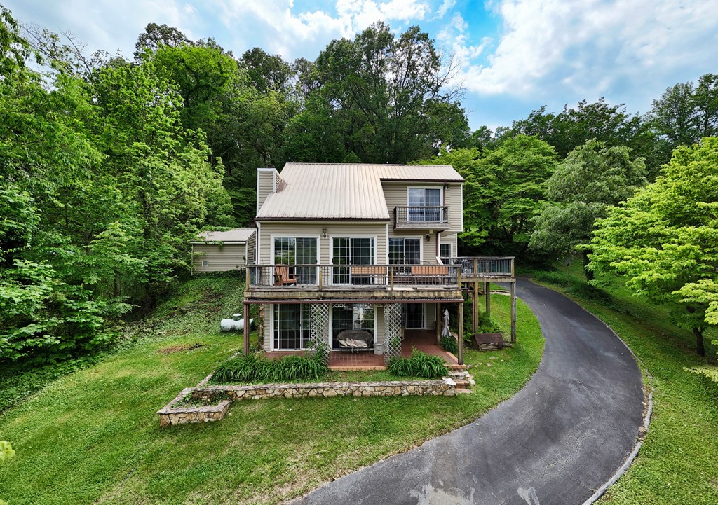 416597 Hayesville Residential