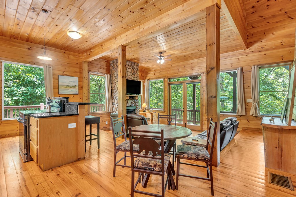 416609 Cleveland Residential