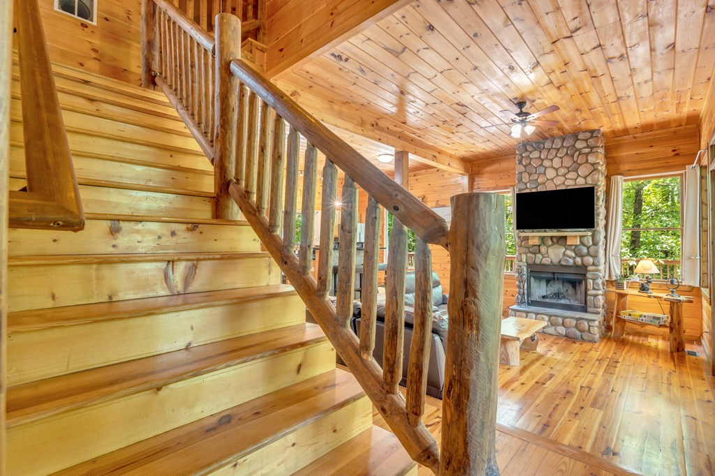 416609 Cleveland Residential
