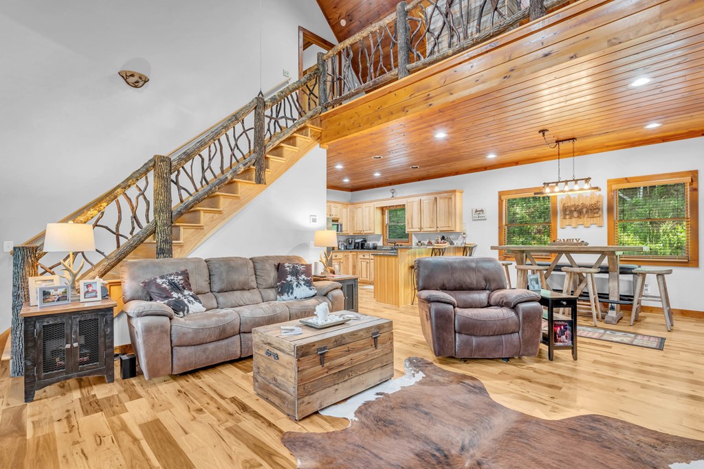 416613 Hiawassee Residential