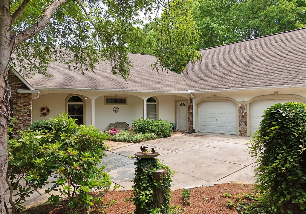416621 Hiawassee Residential