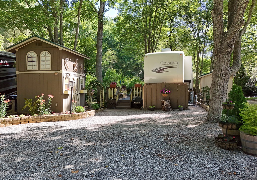 416623 Blairsville Residential