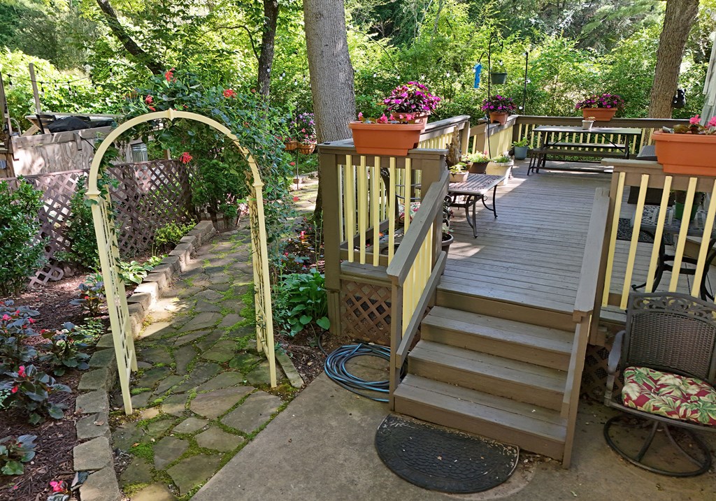 416623 Blairsville Residential