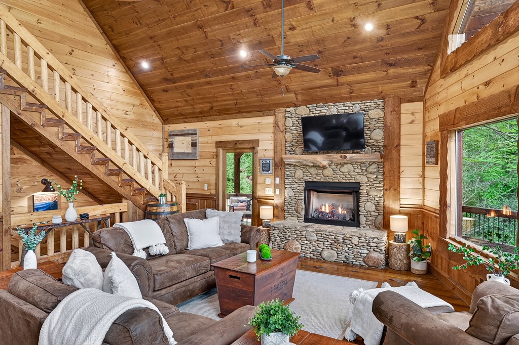 416627 Blue Ridge Residential