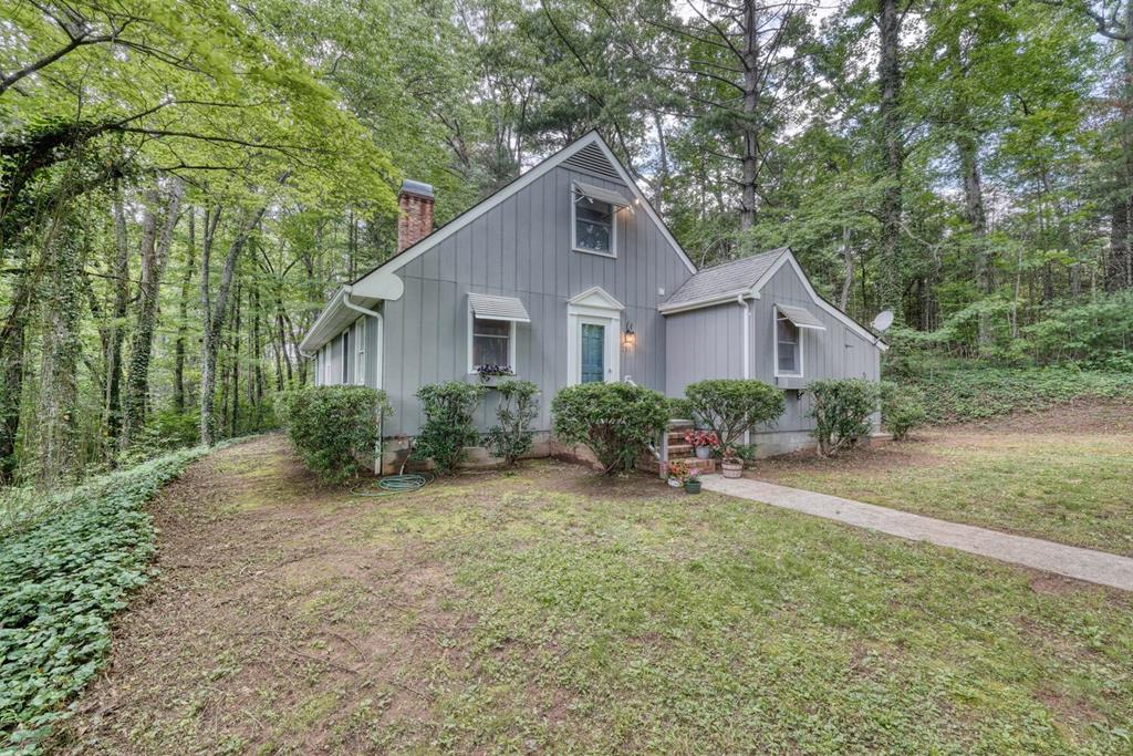 416628 Hayesville 